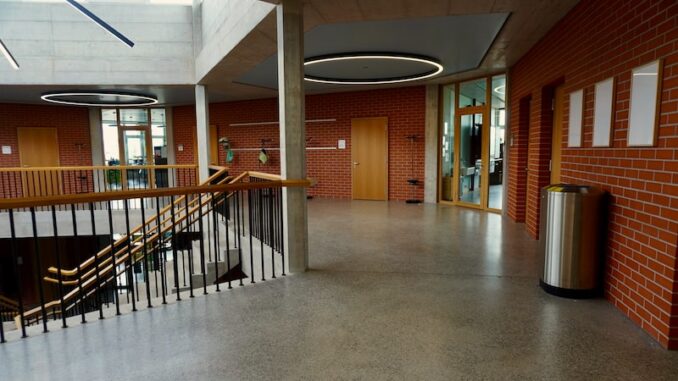 uploaded-image-sanal-gerceklik-ve-egitim-uygulamalari-1696672236456